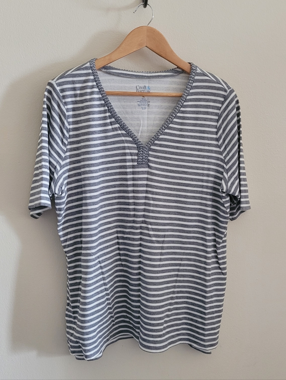 Croft & Barrow Striped Cotton Vneck Top, Women's XL, White, Grey & Silver